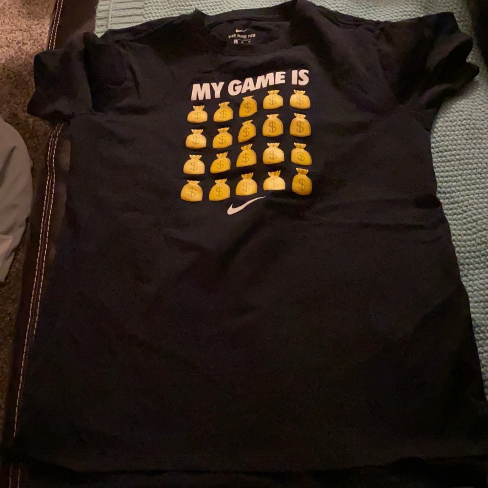 T shirt